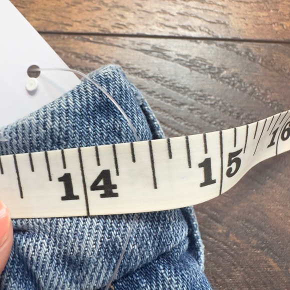 GOOD AMERICAN Good Icon High Rise Button Snap Flare Jeans Light Wash Size 6 28 - Picture 7 of 12